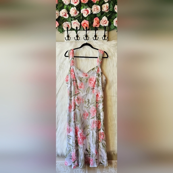 Connected Apparel Floral Sleeveless Babydoll Dress - Picture 1 of 9